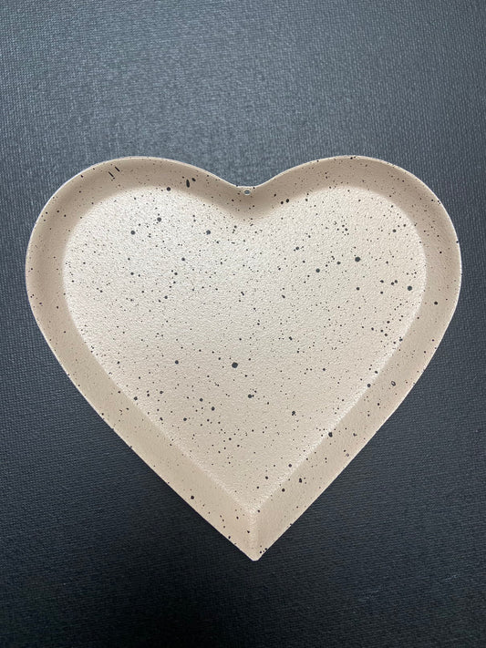 Zandkleurig schaaltje beige met zware spikkels