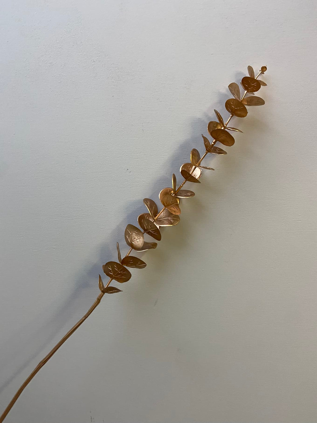 Ramo artificiale di eucalipto oro