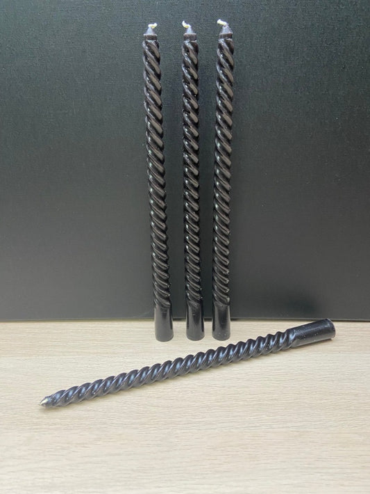 Candles twist Black (4 pieces)