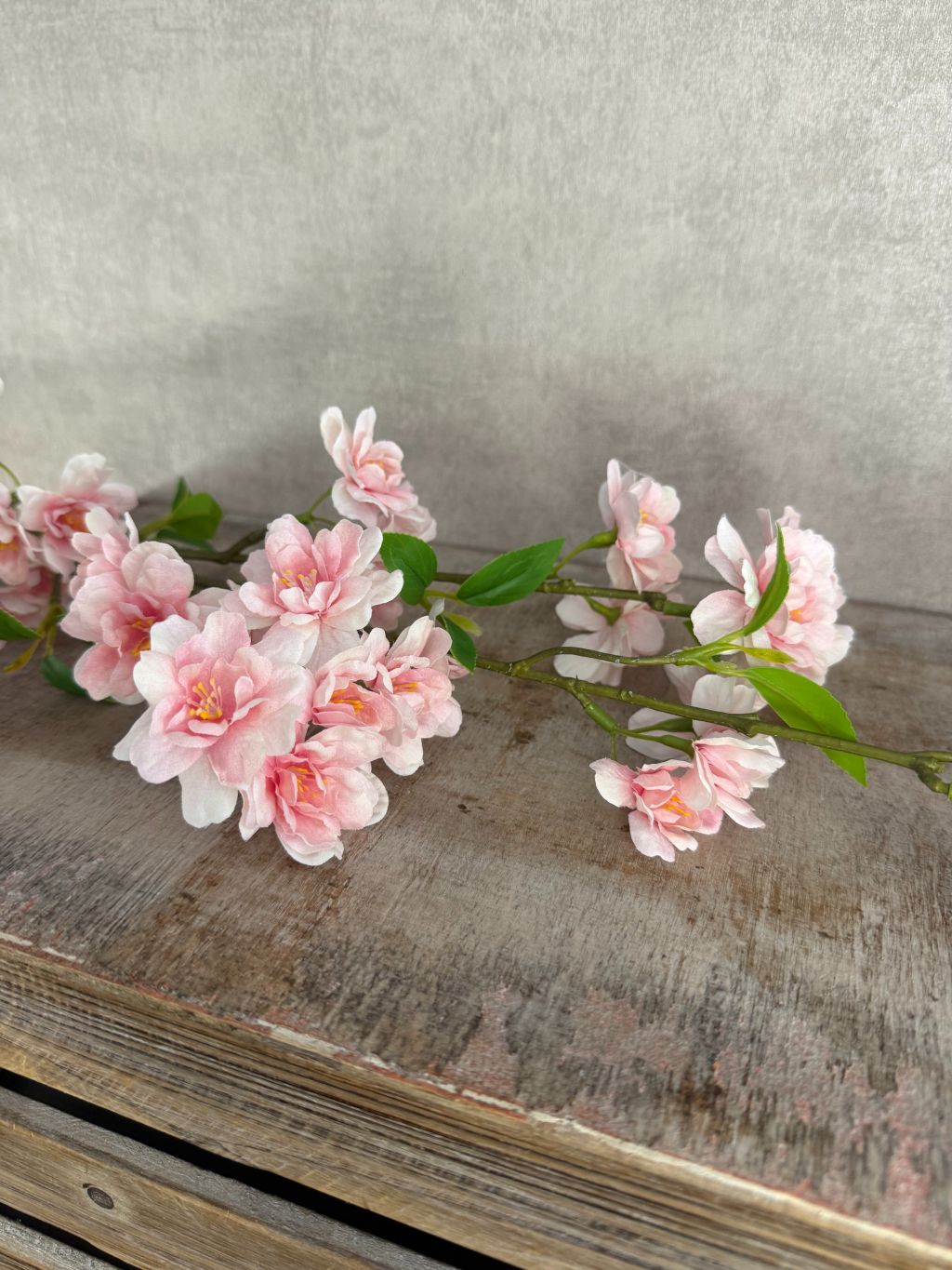 Kunstig kirsebærblomstgren pink
