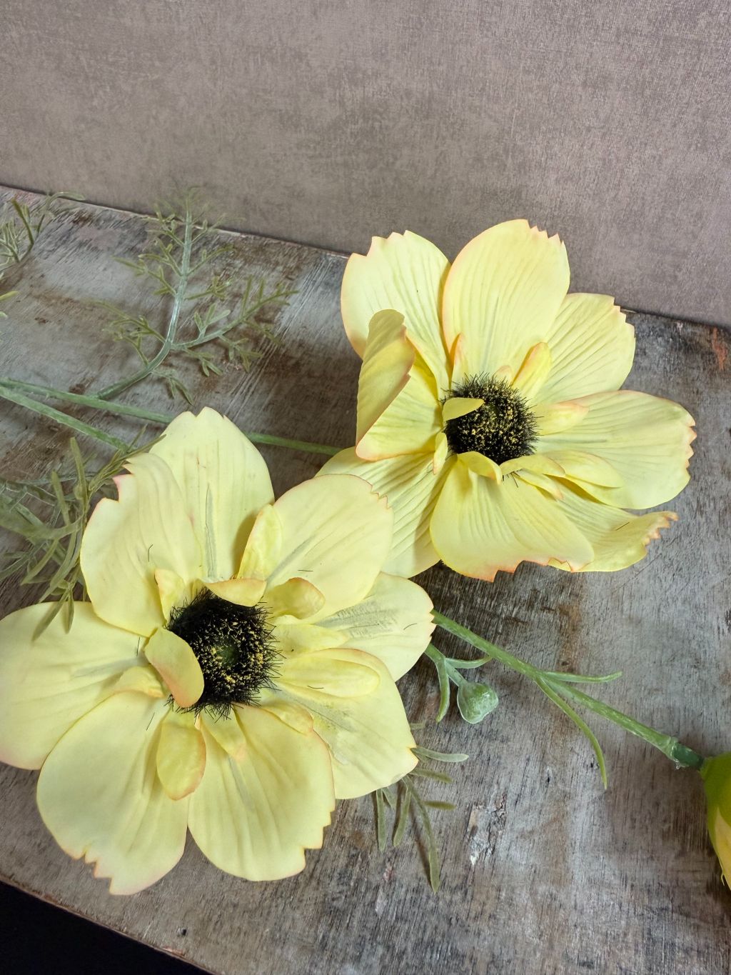 Fleur d'anémone artificielle | Jaune