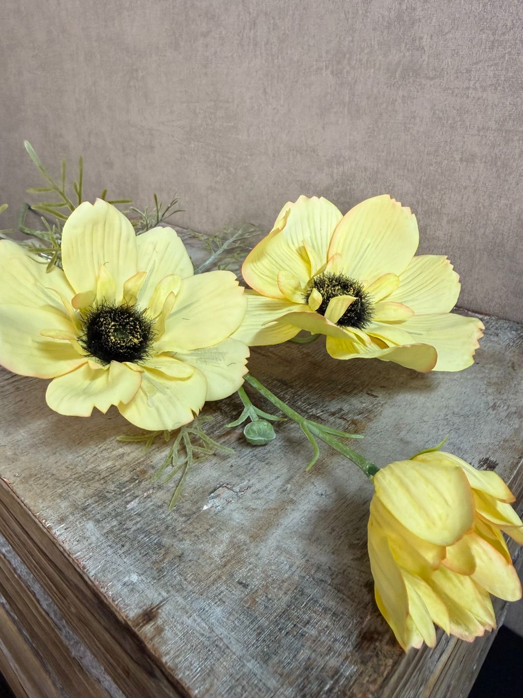 Fleur d'anémone artificielle | Jaune