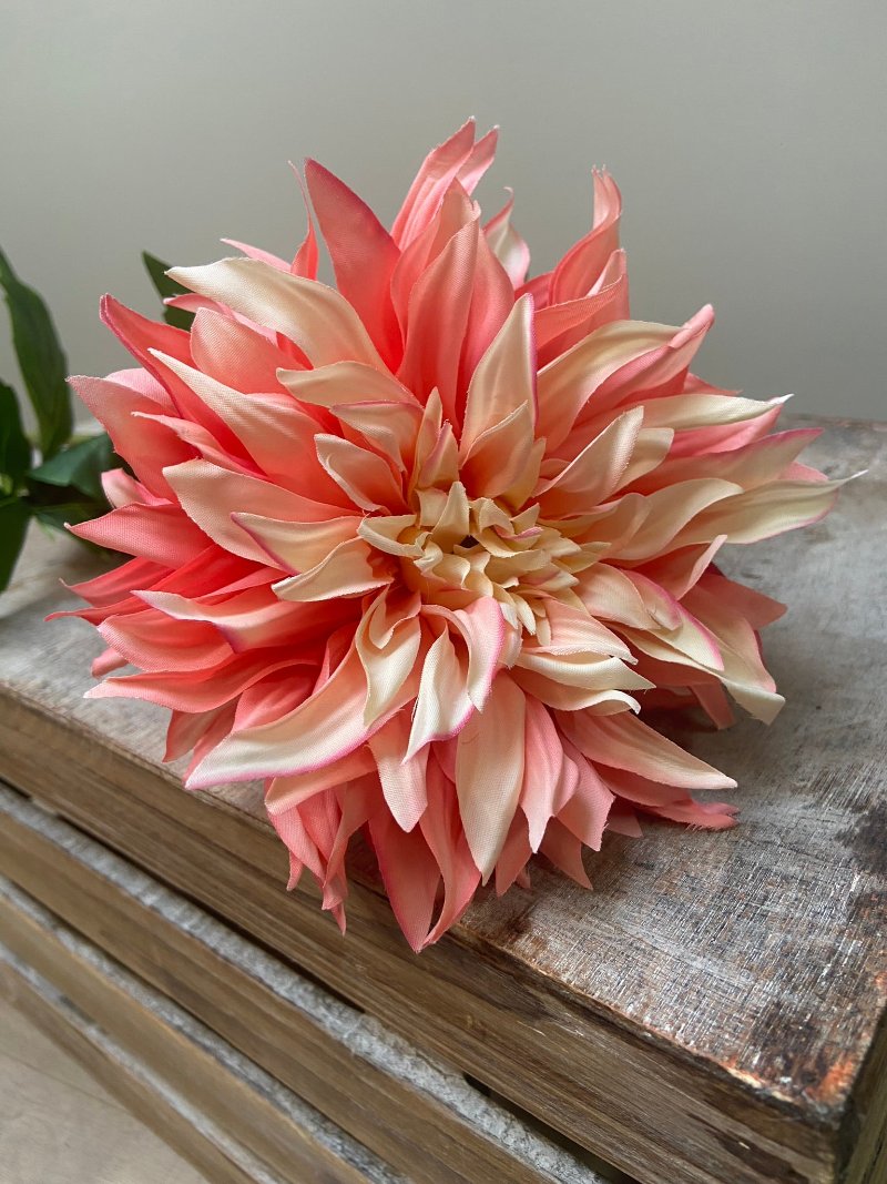 Flor artificial Dalia Mumbai salmón