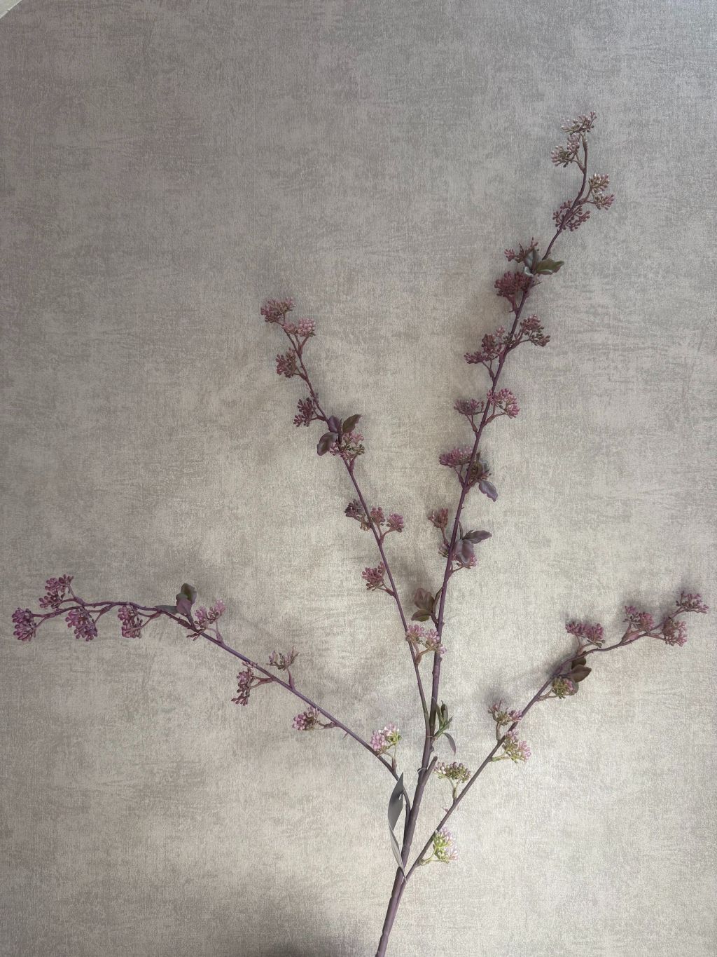 Artificial branch Berries purple