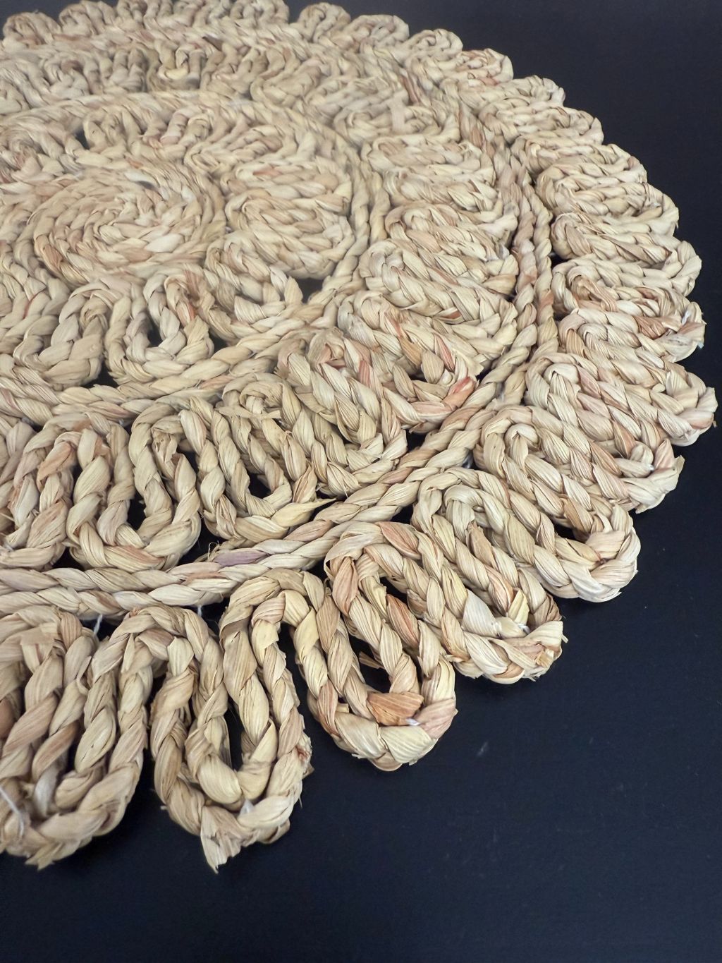 Dækkeserviet Raffia | Lys