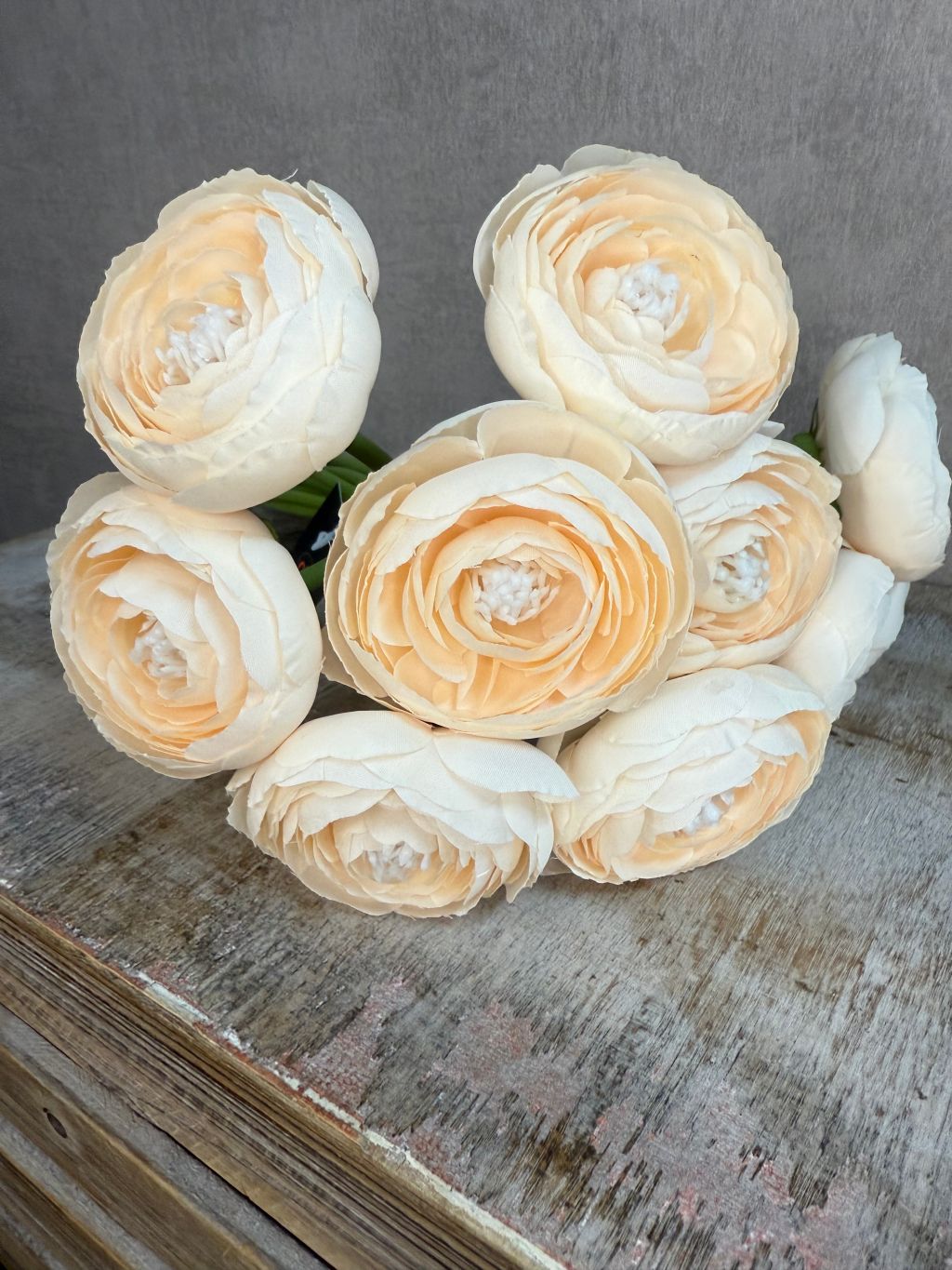 Sztuczny kwiat Ranunculus | Szampan
