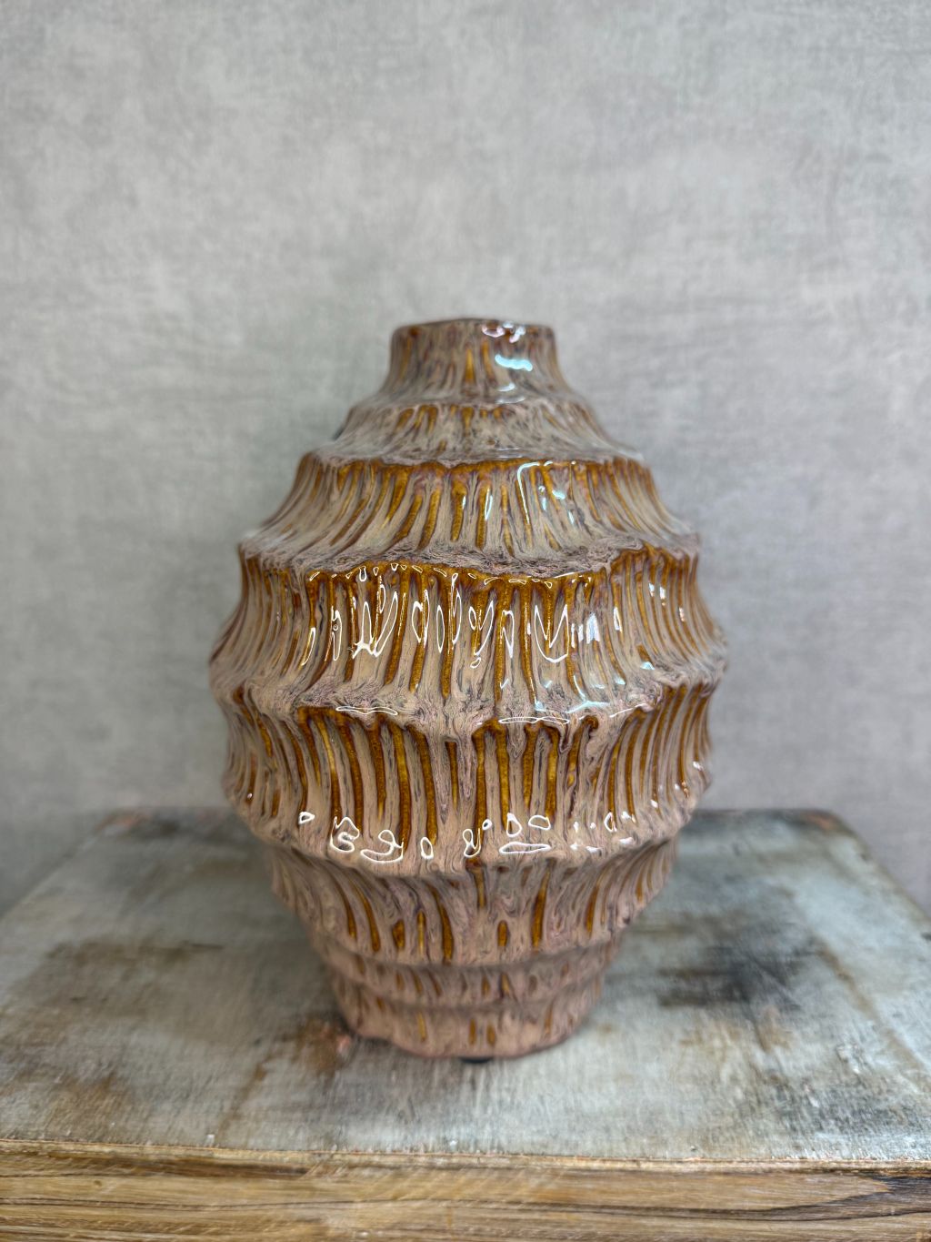 Omar Vase