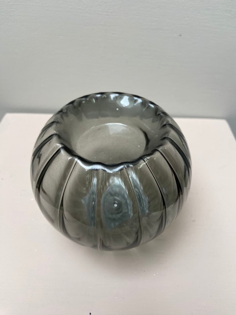 Tealight holder Sphere